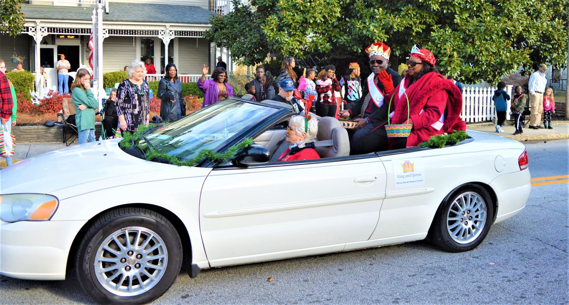 parade 33.jpg